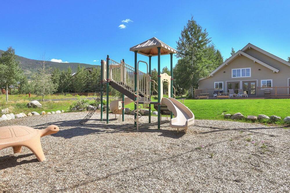 Photo of Others in Summit Cove