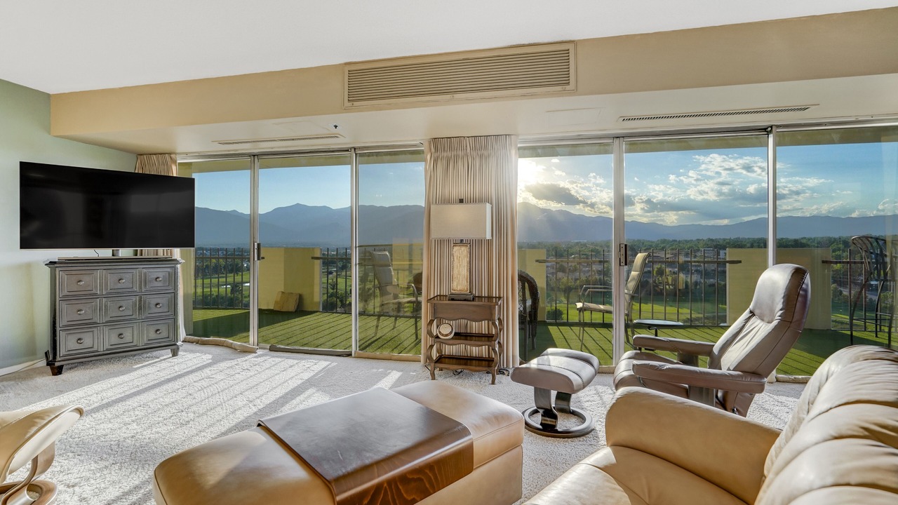 Photo of Livingroom in Southeast Colorado Springs