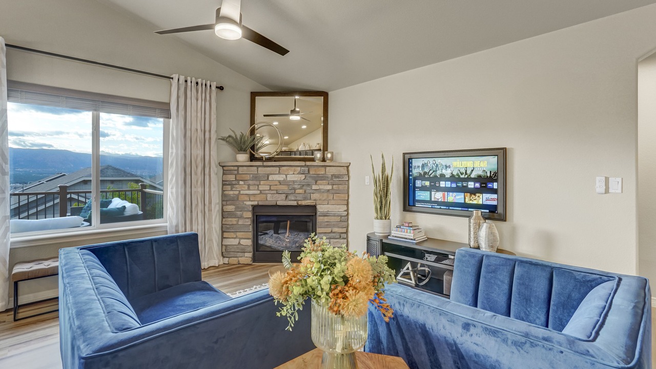 Photo of Livingroom in Monument