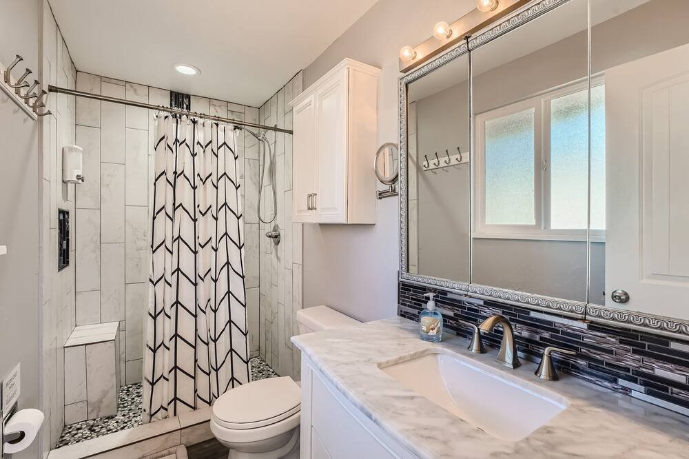Photo of Bathroom in Lakewood