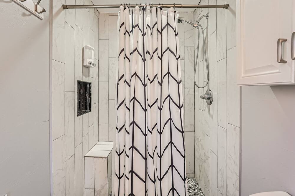 Photo of Bathroom in Lakewood