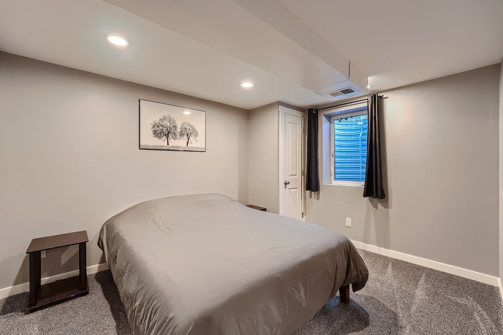 Photo of Bedroom in Lakewood