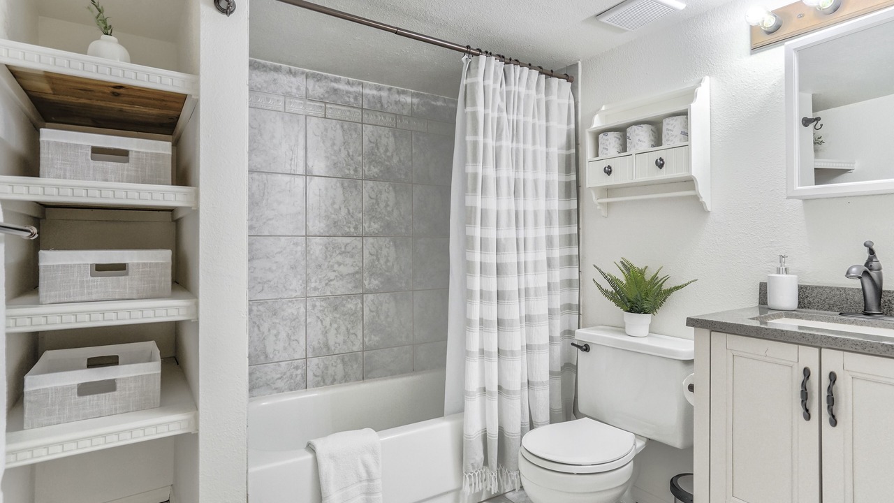 Photo of Bathroom in Cascade-Chipita Park