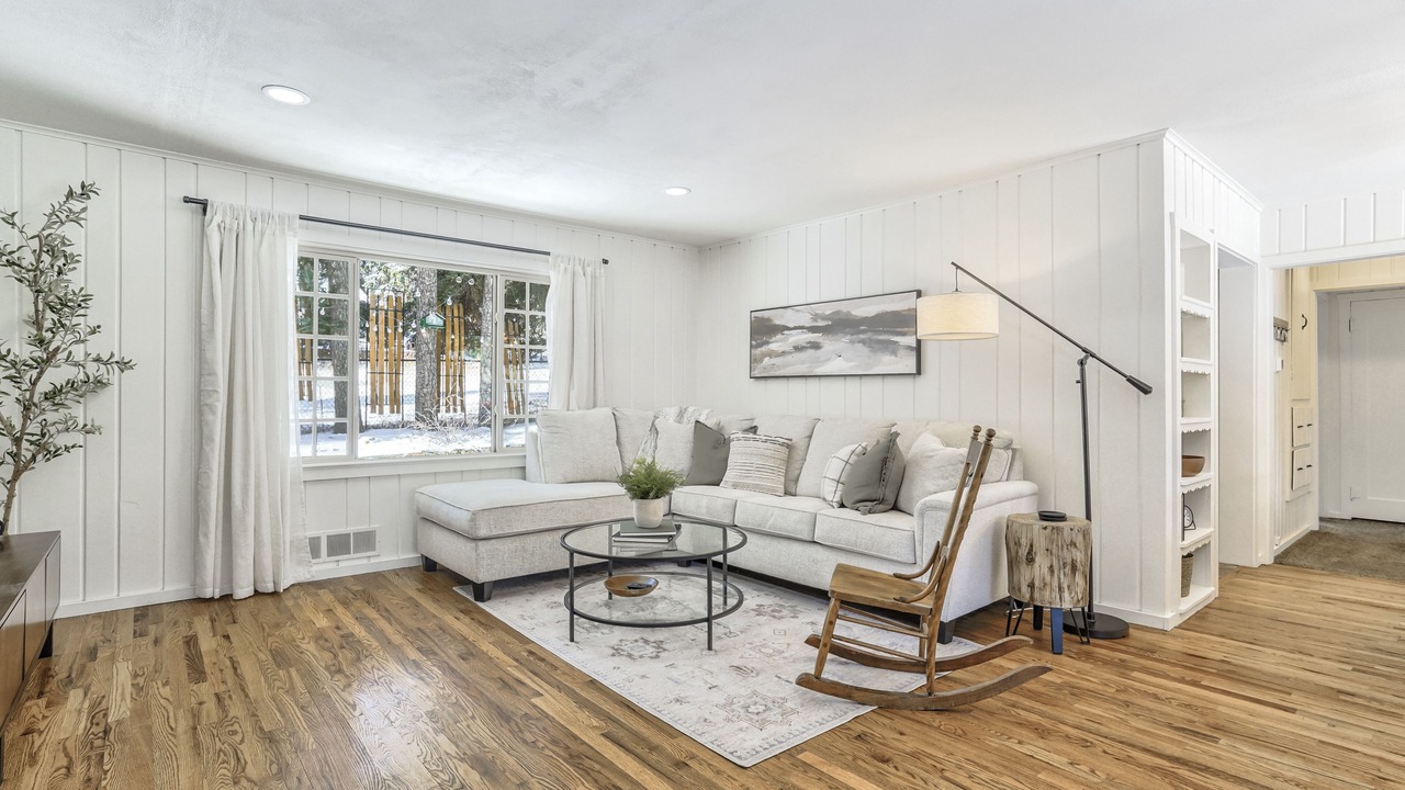 Photo of Livingroom in Cascade-Chipita Park