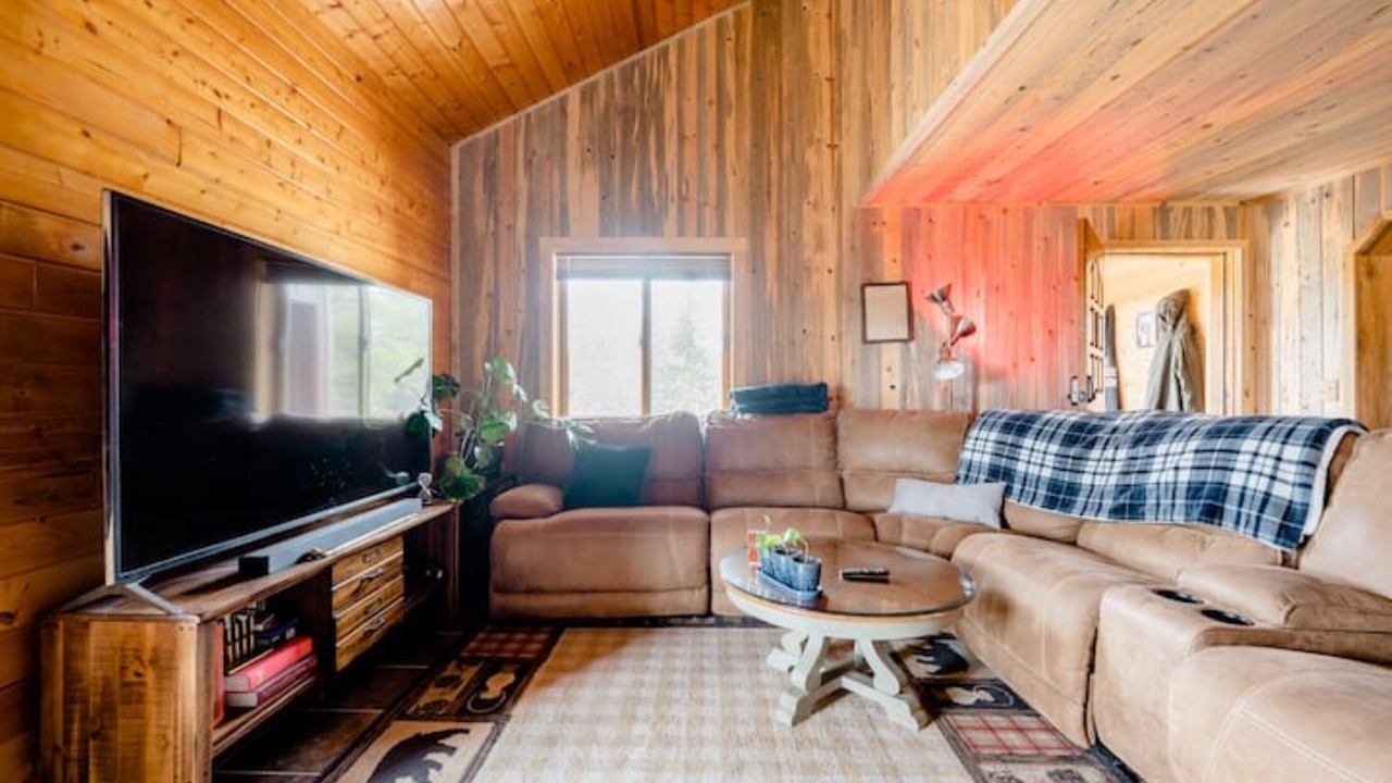 Photo of Livingroom in Coal Creek Canyon