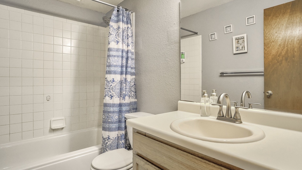 Photo of Bathroom in Security-Widefield