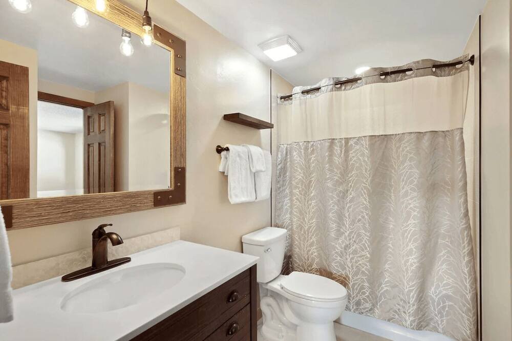 Photo of Bathroom in Baldy Mountain