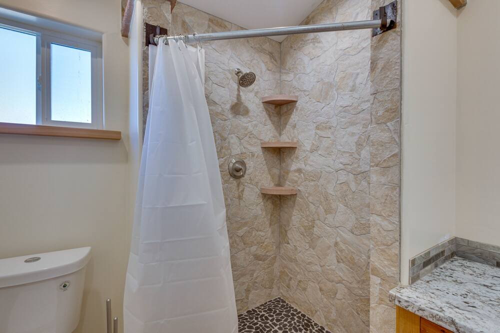 Photo of Bathroom in Antonito