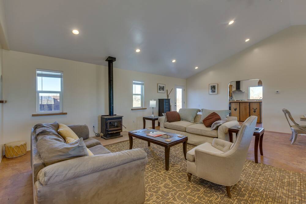 Photo of Livingroom in Antonito