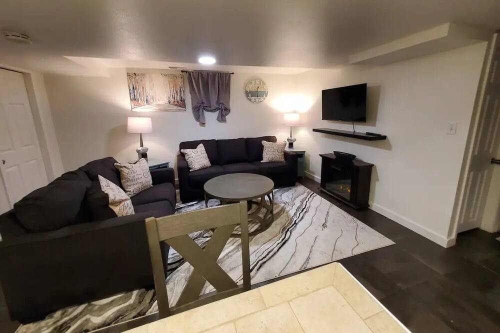 Photo of Livingroom in Alta Vista Area