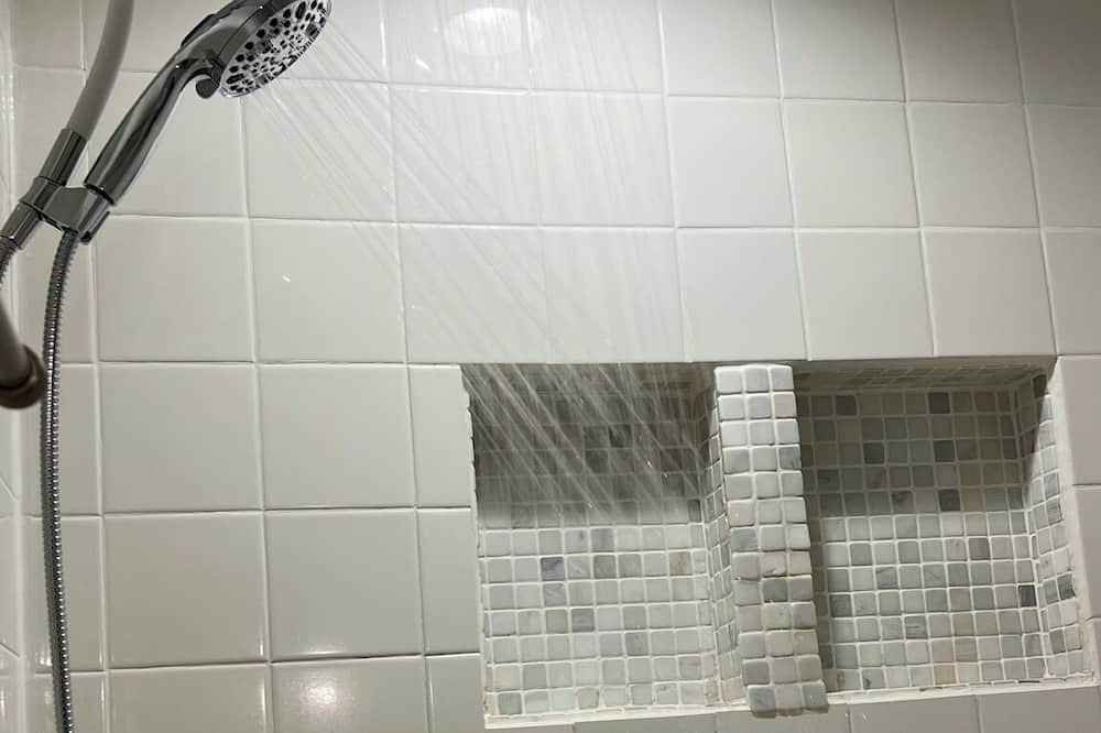 Photo of Bathroom in Alta Vista Area