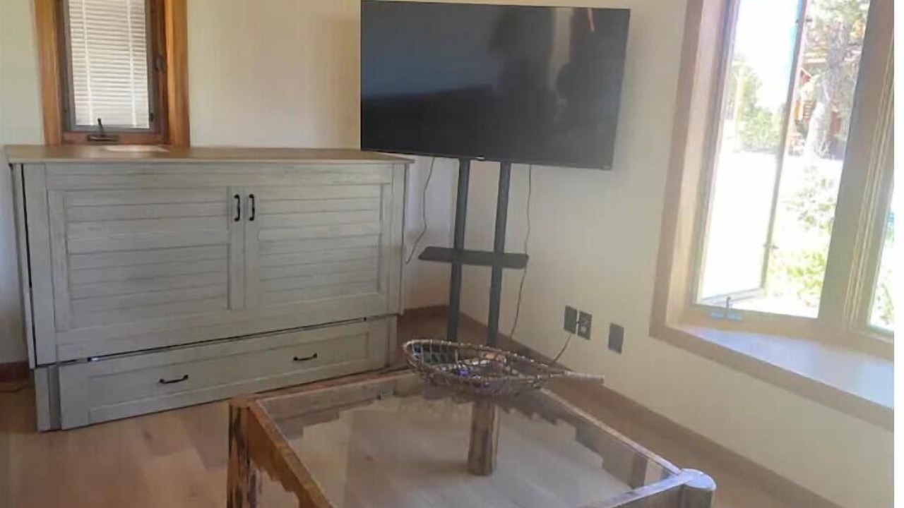 Photo of Kitchen in Loghill Village