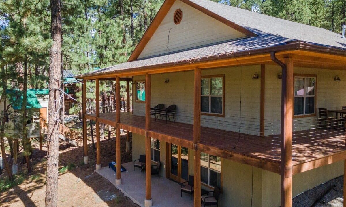 Photo of Outdoor in Forest Lakes