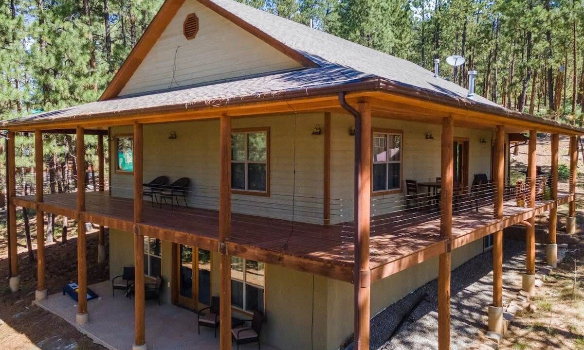 Photo of Outdoor in Forest Lakes
