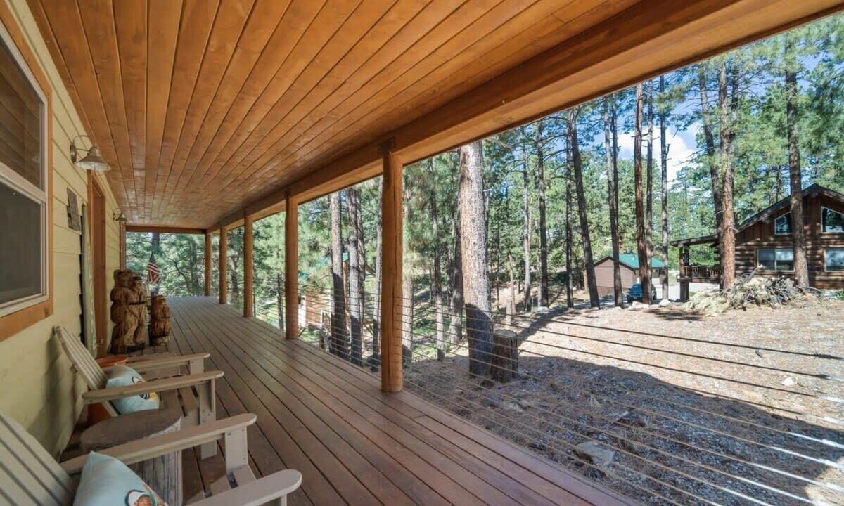Photo of Outdoor in Forest Lakes