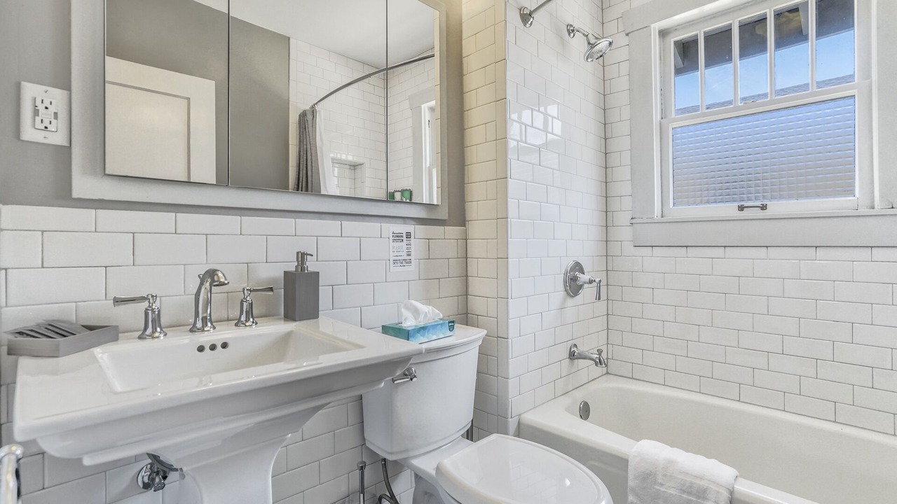 Photo of Bathroom in Old North End