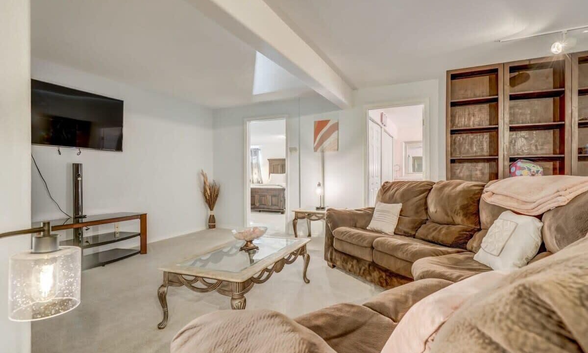 Photo of Livingroom in Southeast Colorado Springs