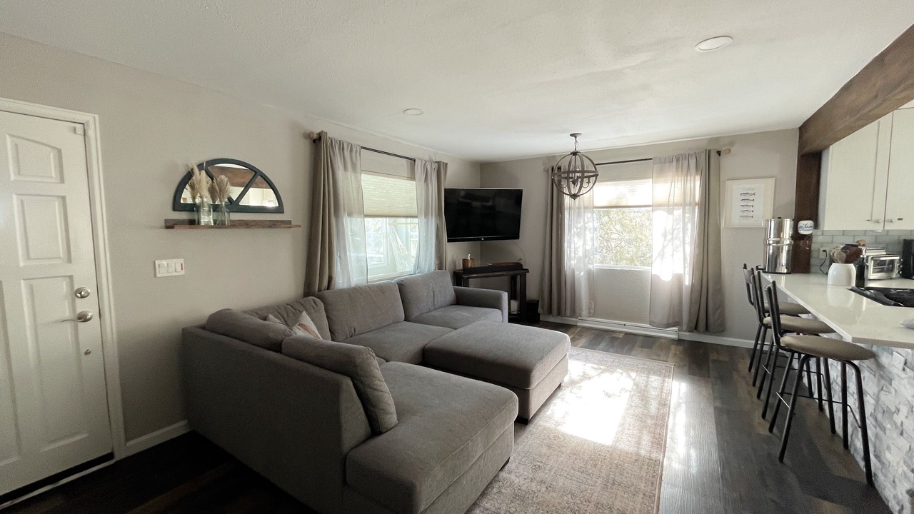 Photo of Livingroom in Palmer Lake