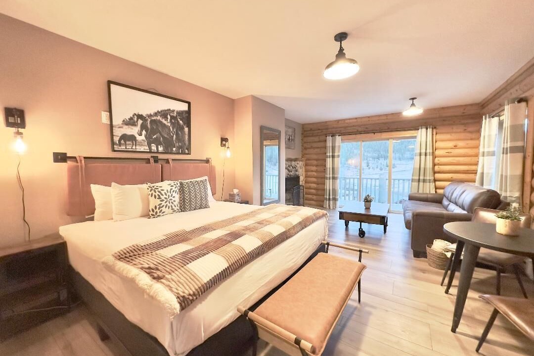 Photo of Bedroom in Crystal Lake