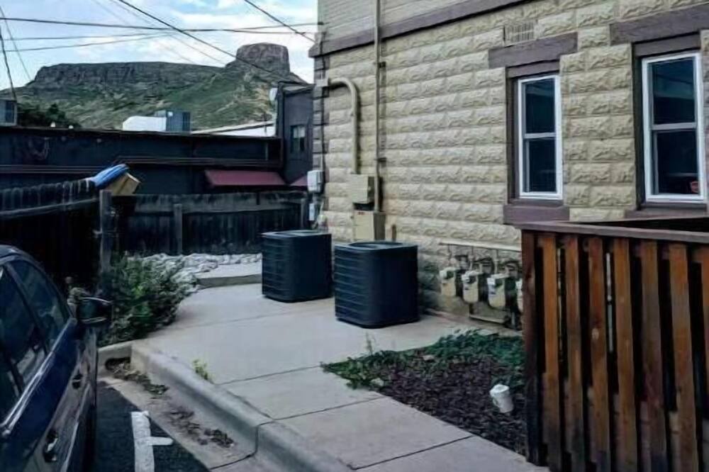Photo of Outdoor in Golden