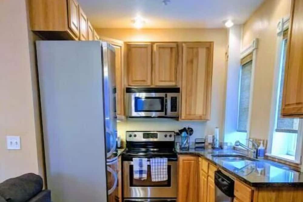 Photo of Kitchen in Golden