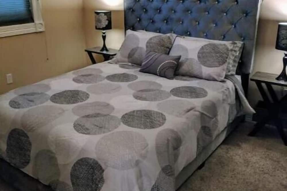 Photo of Bedroom in Golden