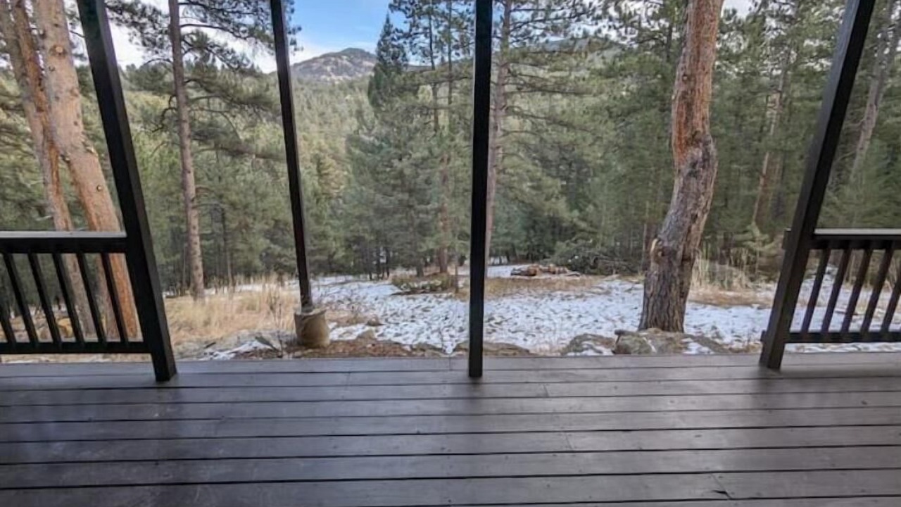Photo of Outdoor in Evergreen Meadows