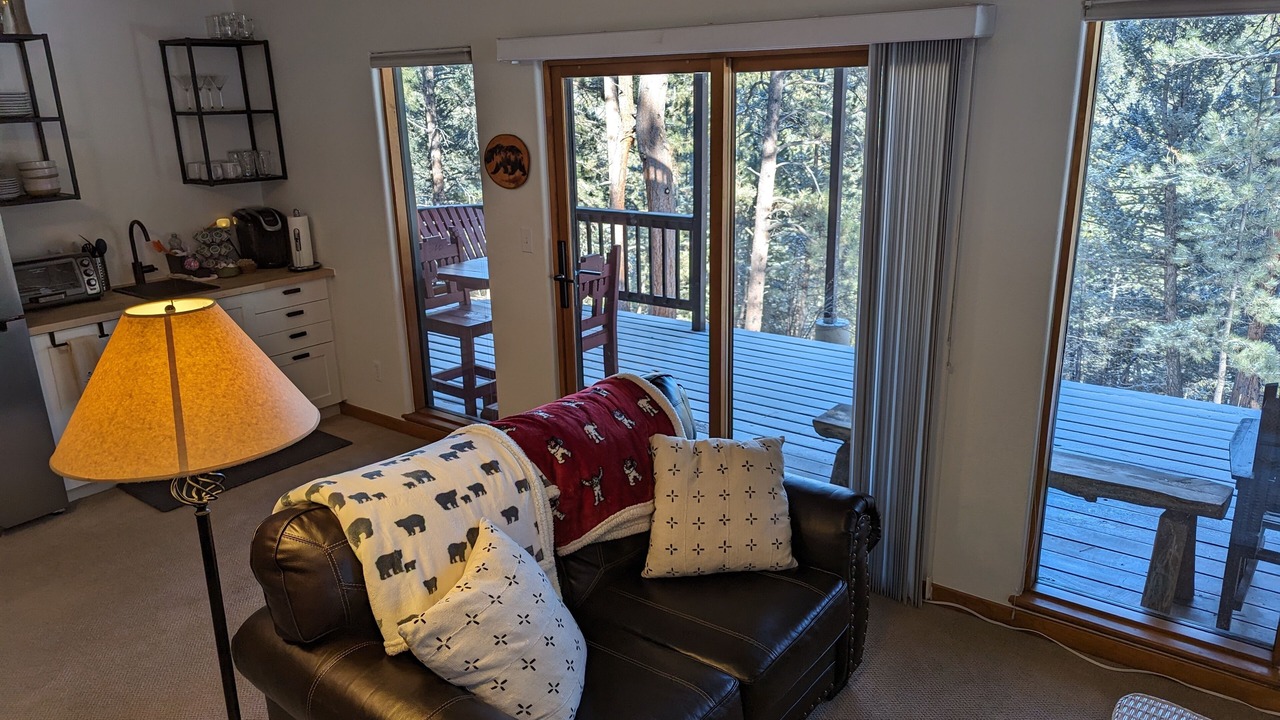 Photo of Livingroom in Evergreen Meadows