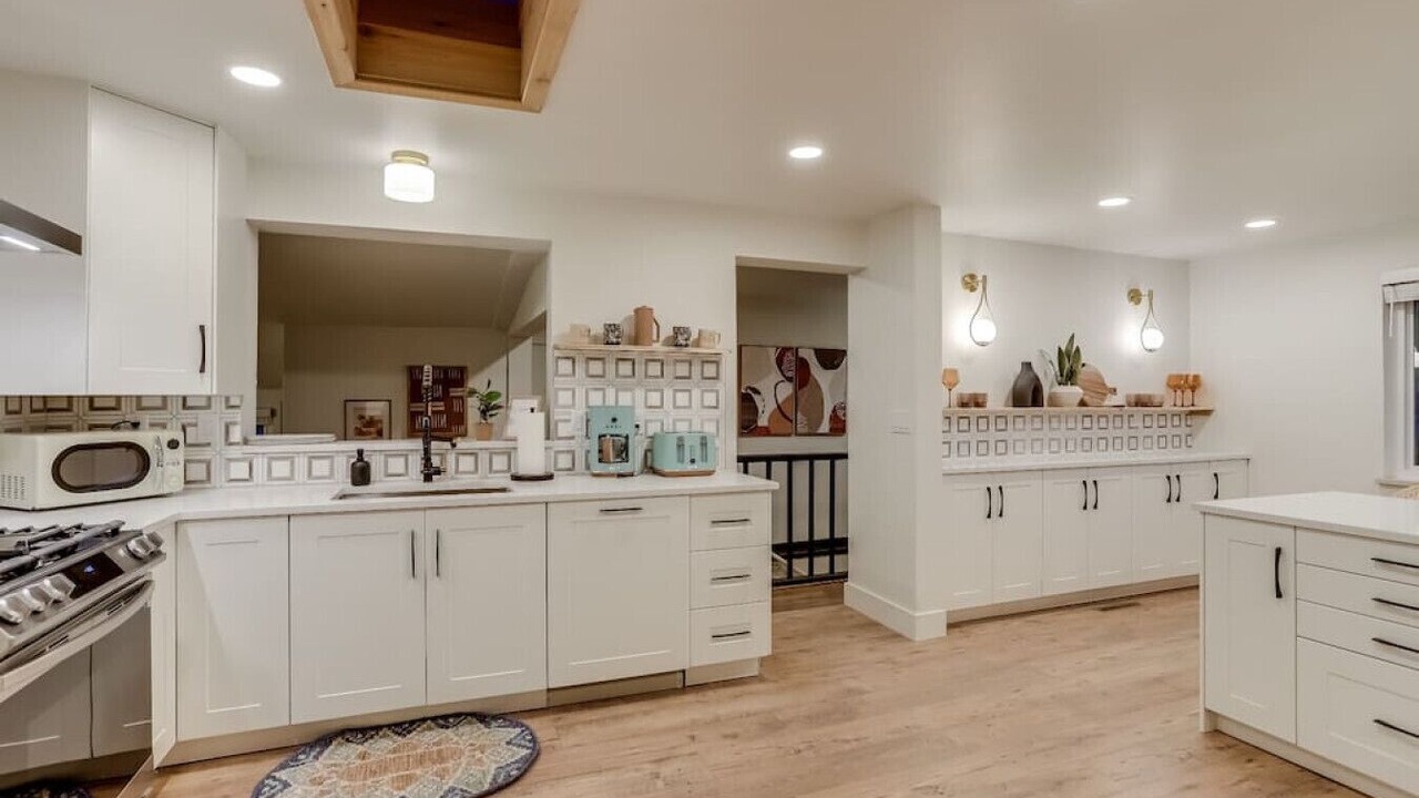 Photo of Kitchen in Barths