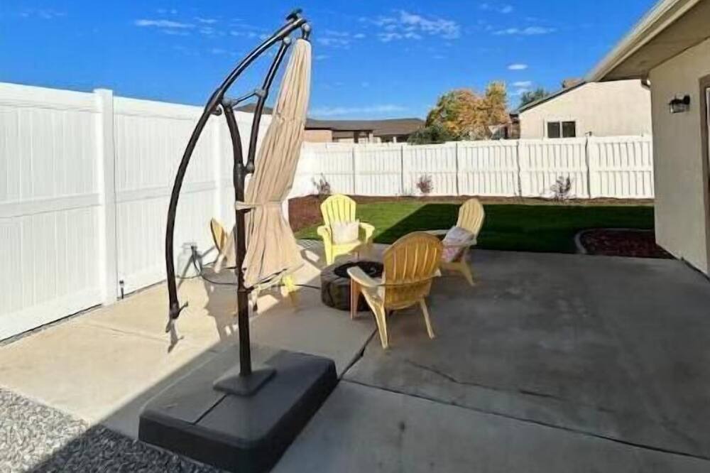Photo of Outdoor in Pear Park
