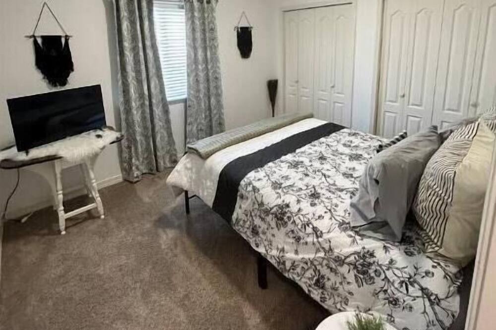 Photo of Bedroom in Pear Park