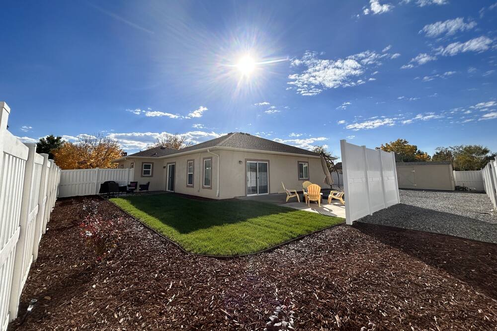 Photo of Outdoor in Pear Park
