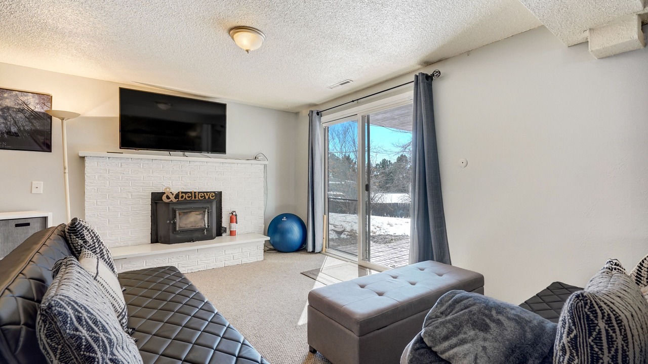 Photo of Livingroom in Central Colorado Springs