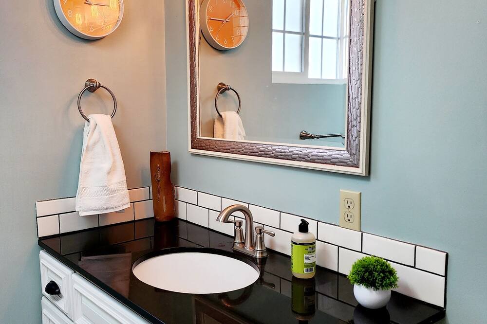 Photo of Bathroom in Monte Vista