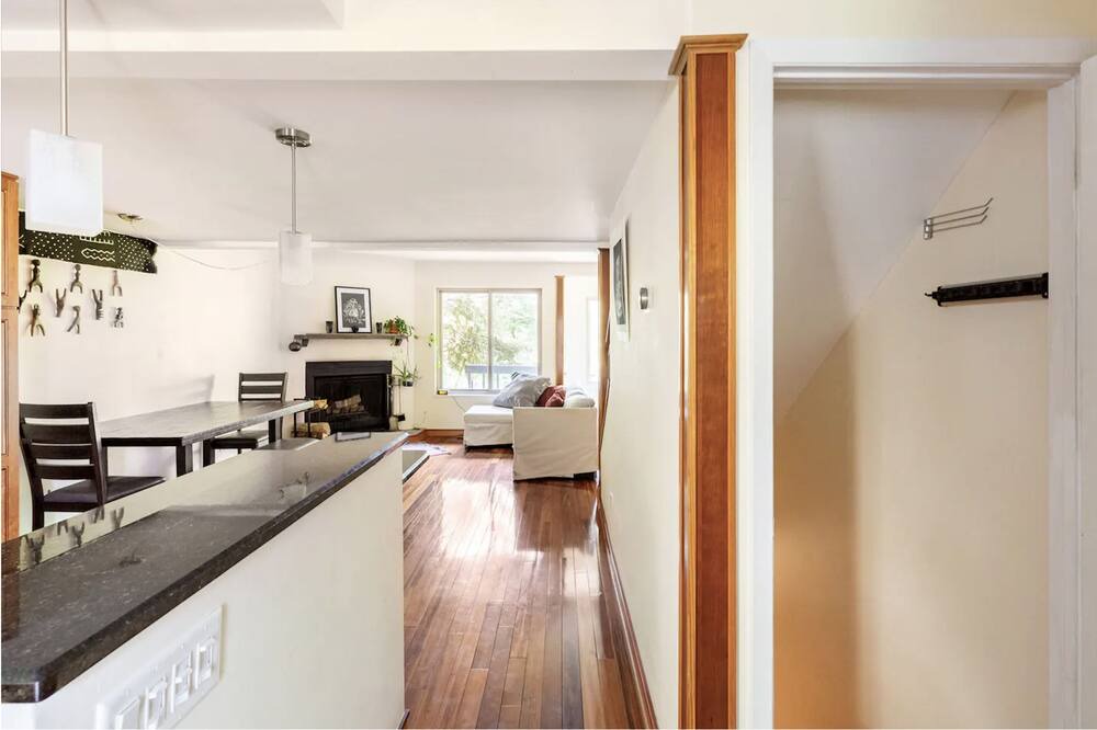 Photo of Kitchen in Glenwood Grove - North Iris