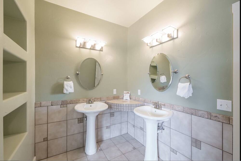 Photo of Bathroom in Fruita