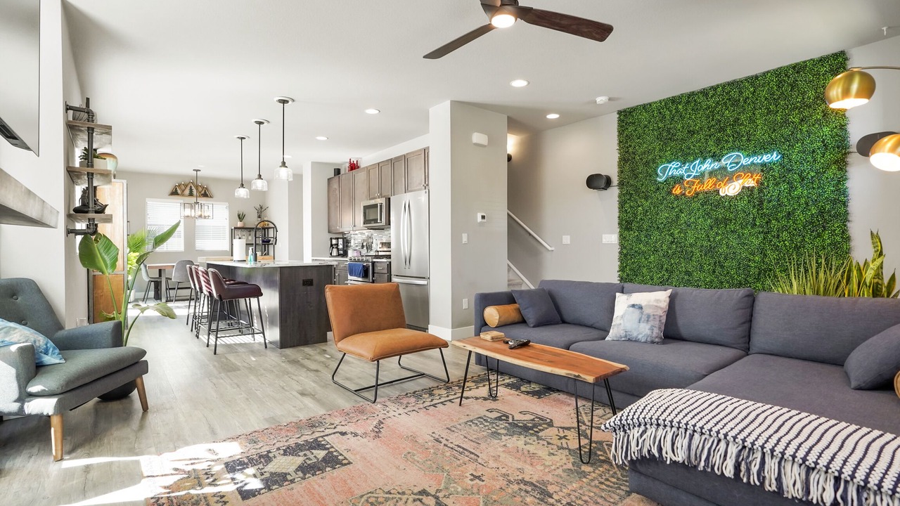 Photo of Livingroom in Lincoln Park