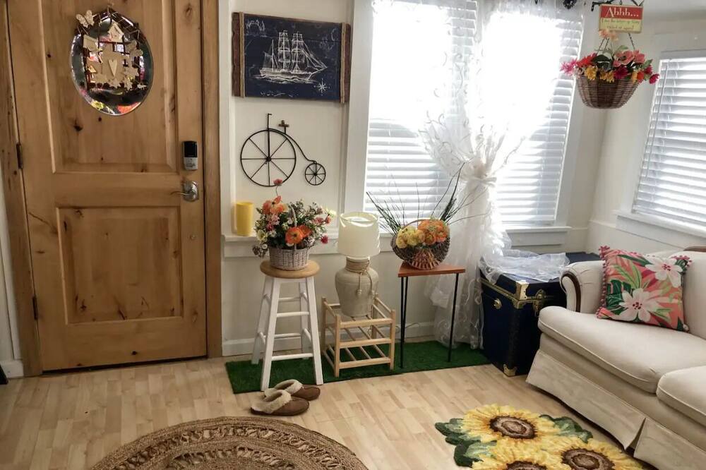Photo of Livingroom in Longmont