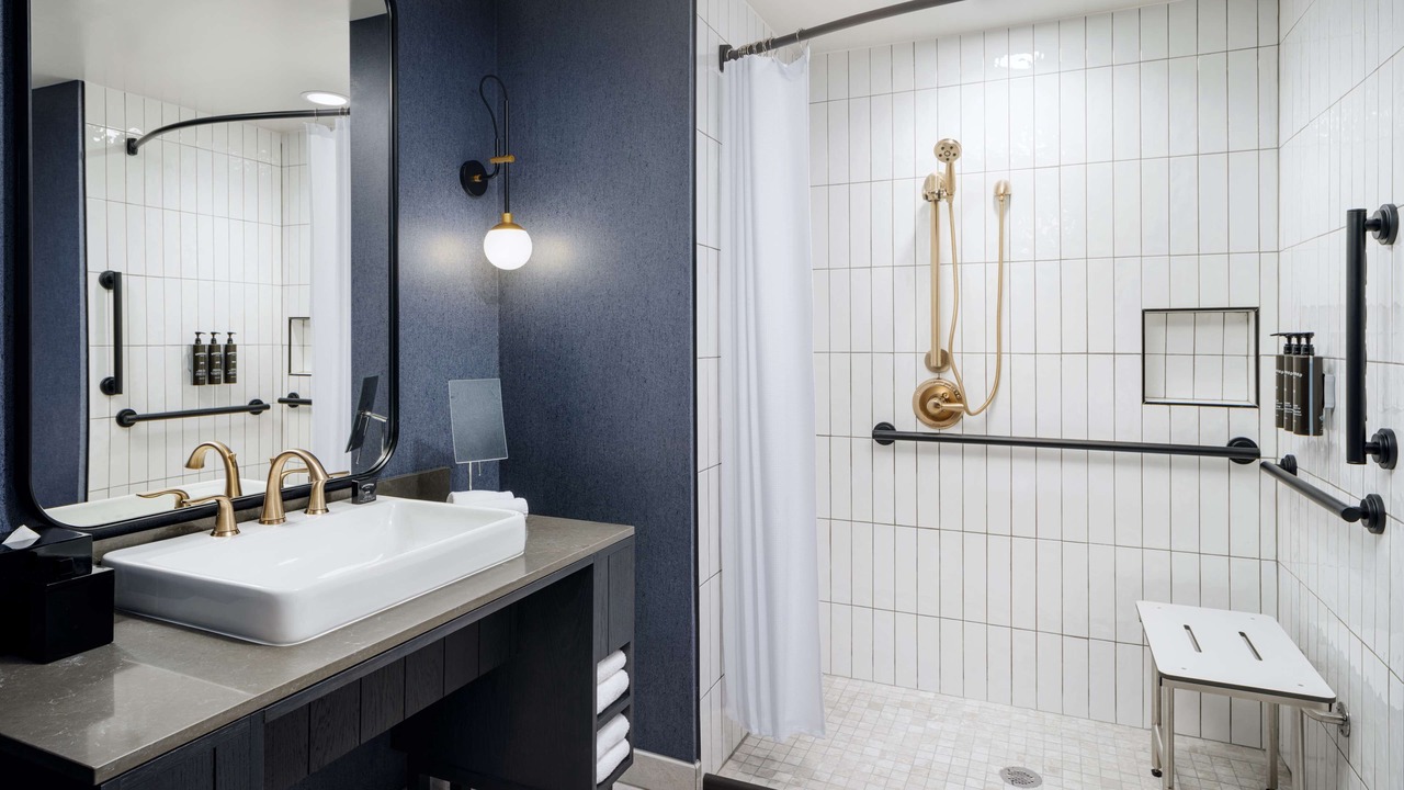 Photo of Bathroom in Carbondale