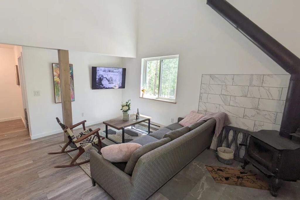 Photo of Livingroom in Alma