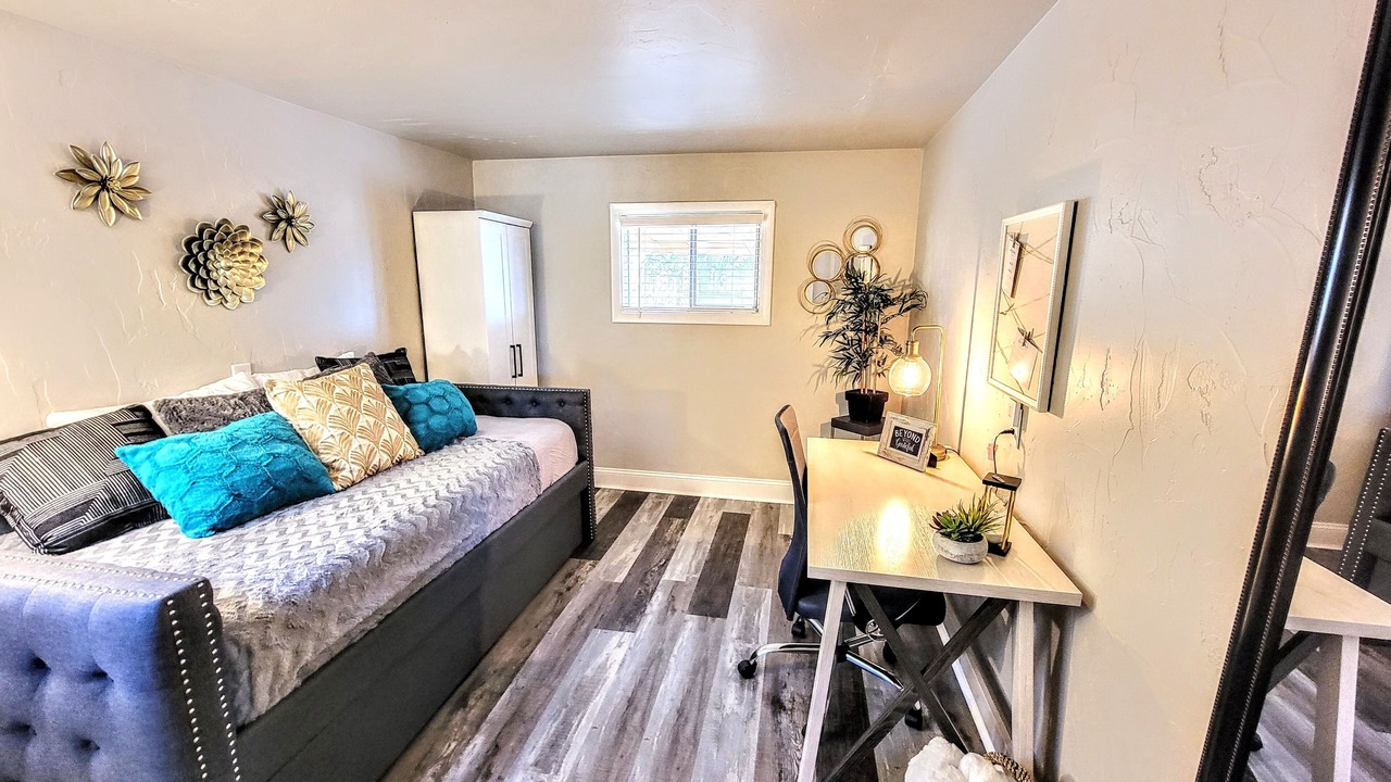 Photo of Livingroom in Pueblo