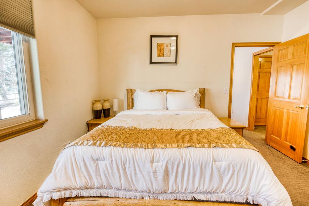 Photo of Bedroom in Thornton