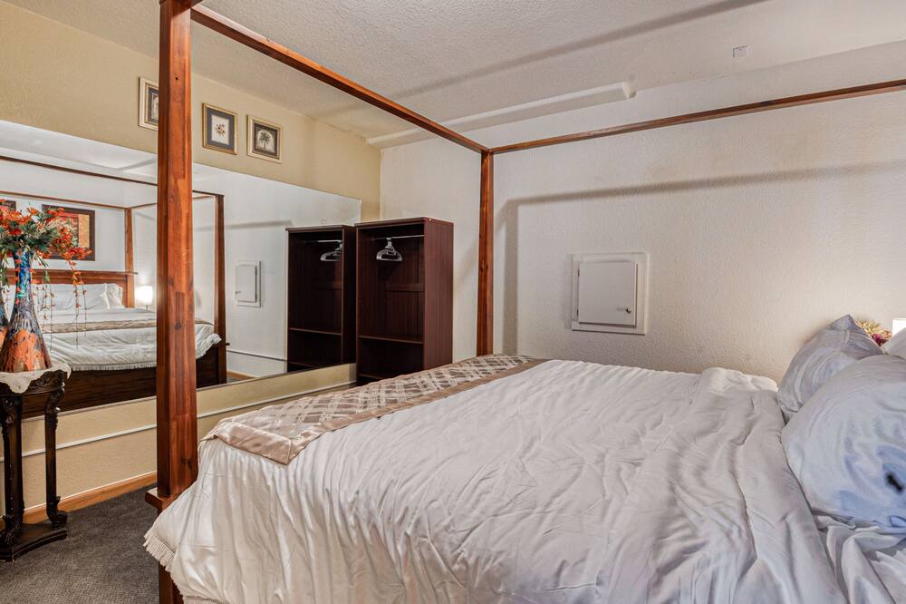 Photo of Bedroom in Thornton