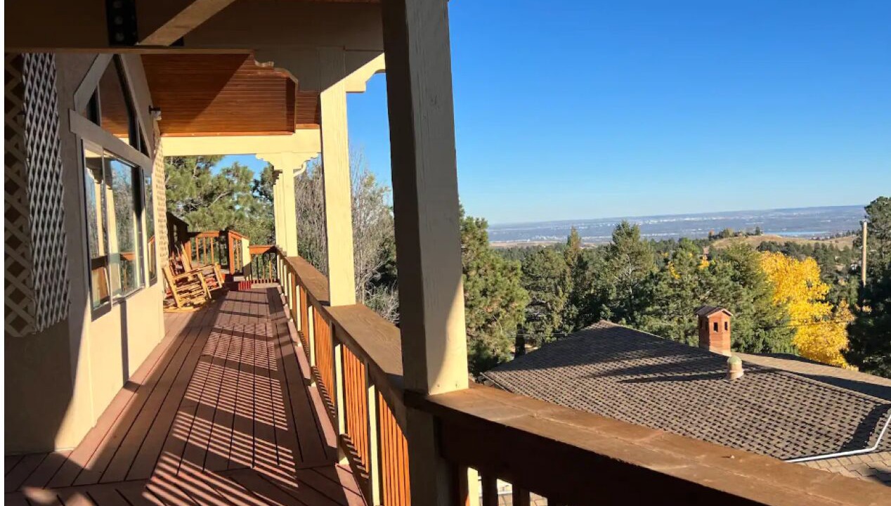 Photo of Outdoor in Golden