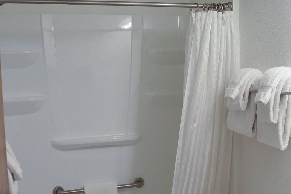 Photo of Bathroom in Fraser