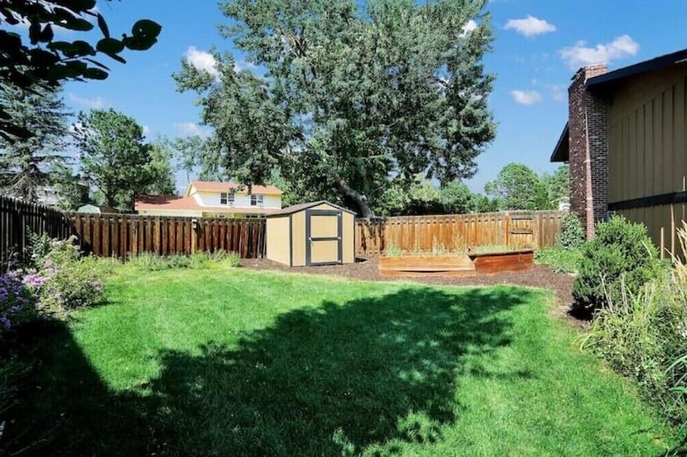 Photo of Outdoor in Village Seven