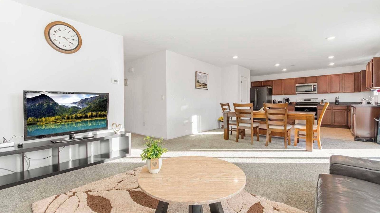 Photo of Livingroom in Aurora