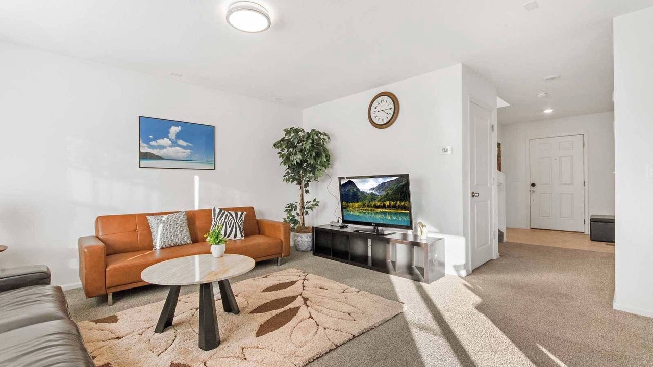 Photo of Livingroom in Aurora