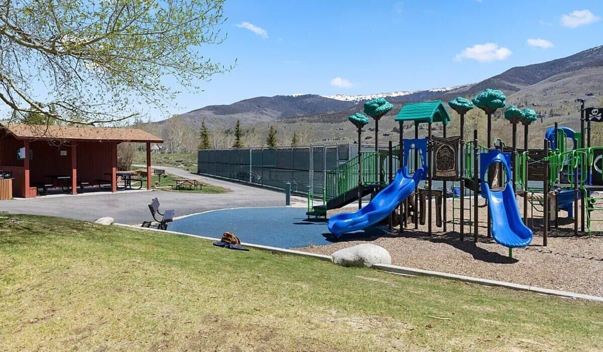 Photo of Others in Willow Creek Highlands