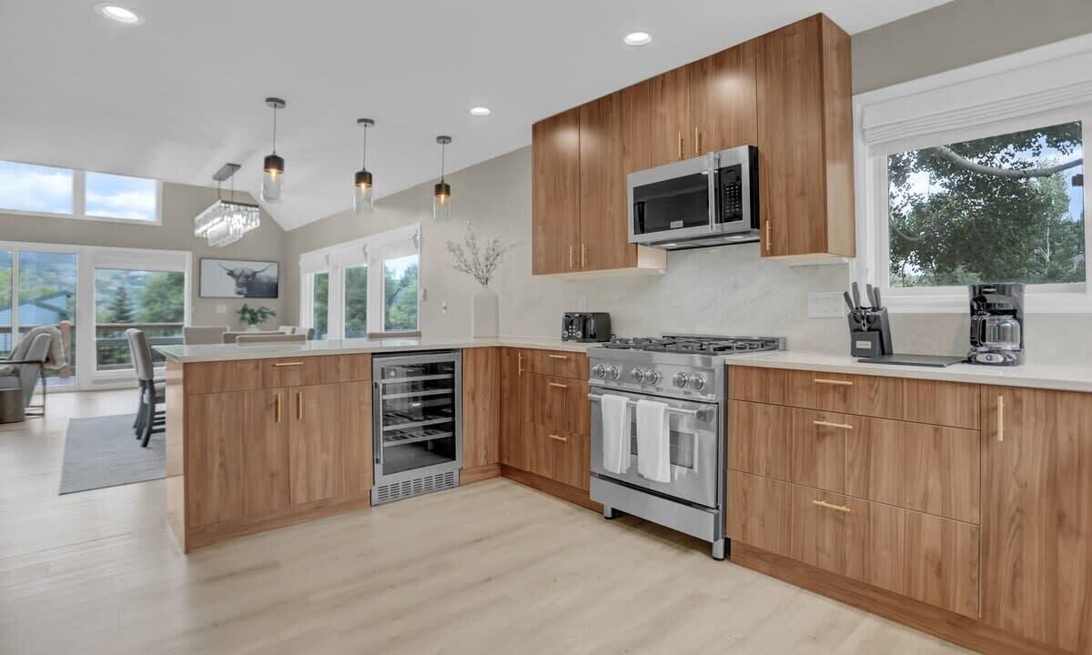 Photo of Kitchen in Willow Creek Highlands